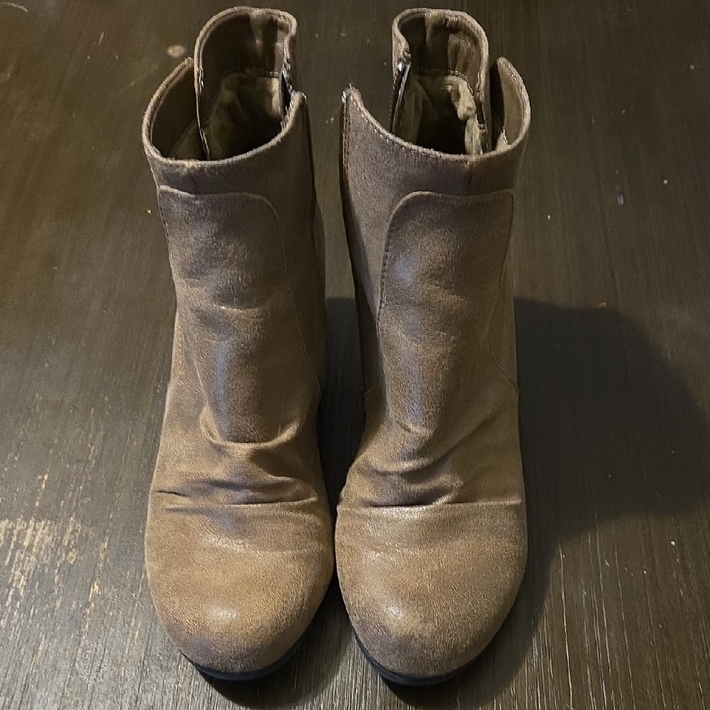 BareTraps Tan Ankle Booties with Matte Finish
